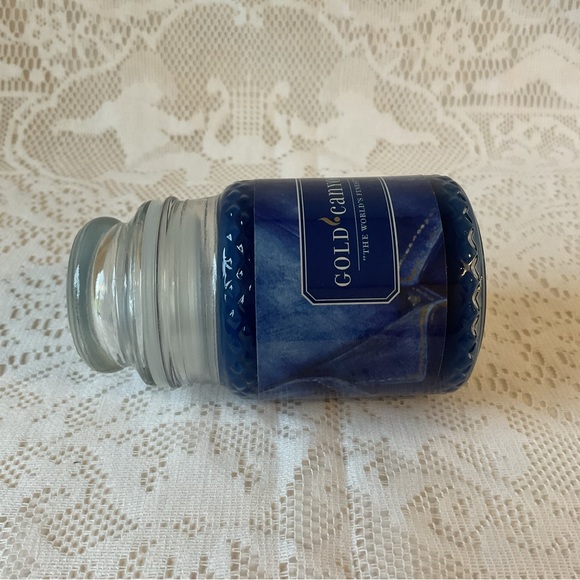FRESH DENIM Gold Canyon Scented Candle 5 oz / 142 g NWOT Discontinued - Picture 10 of 13